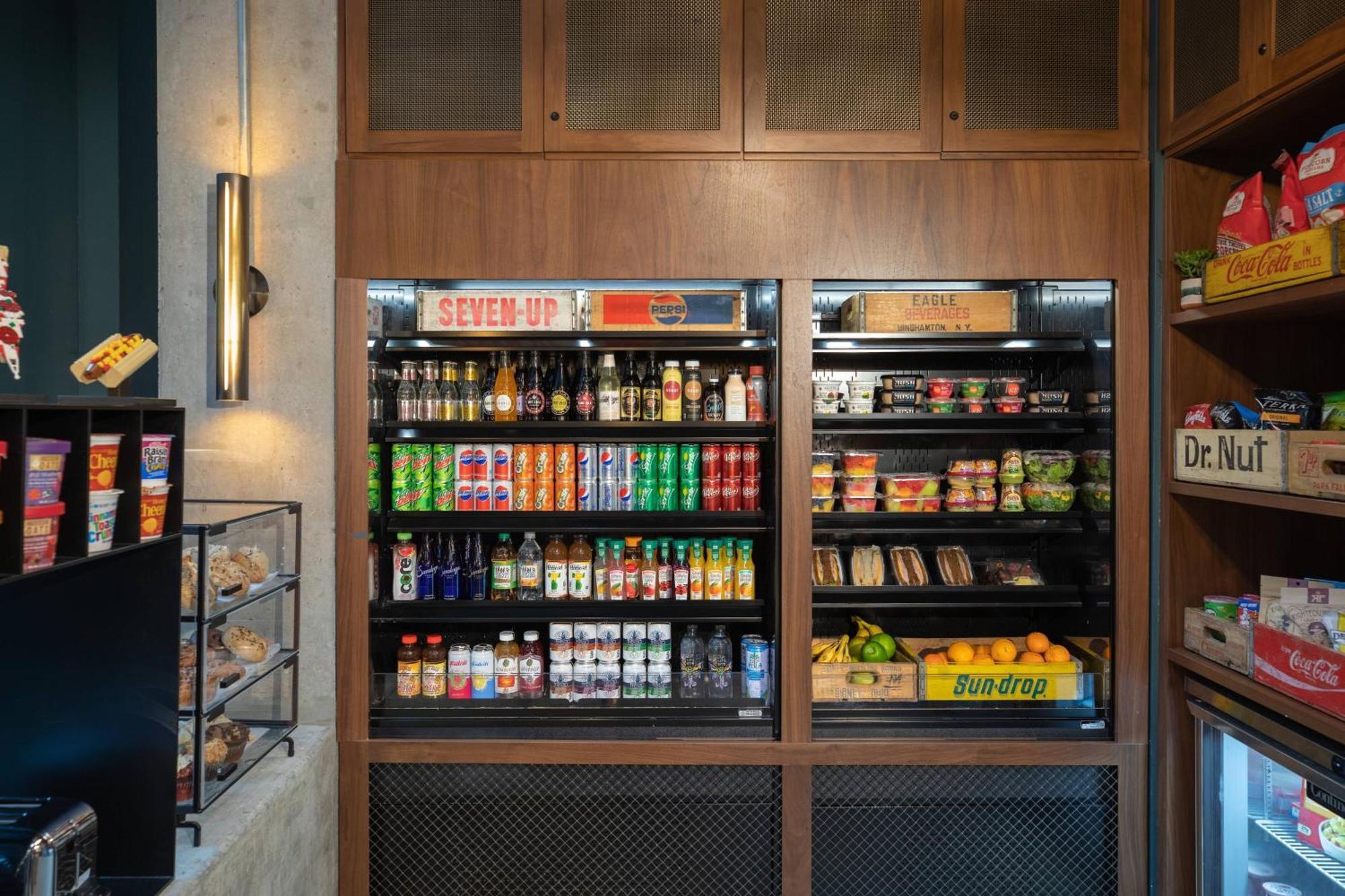 Moxy Nyc Downtown Hotel Ню Йорк Екстериор снимка