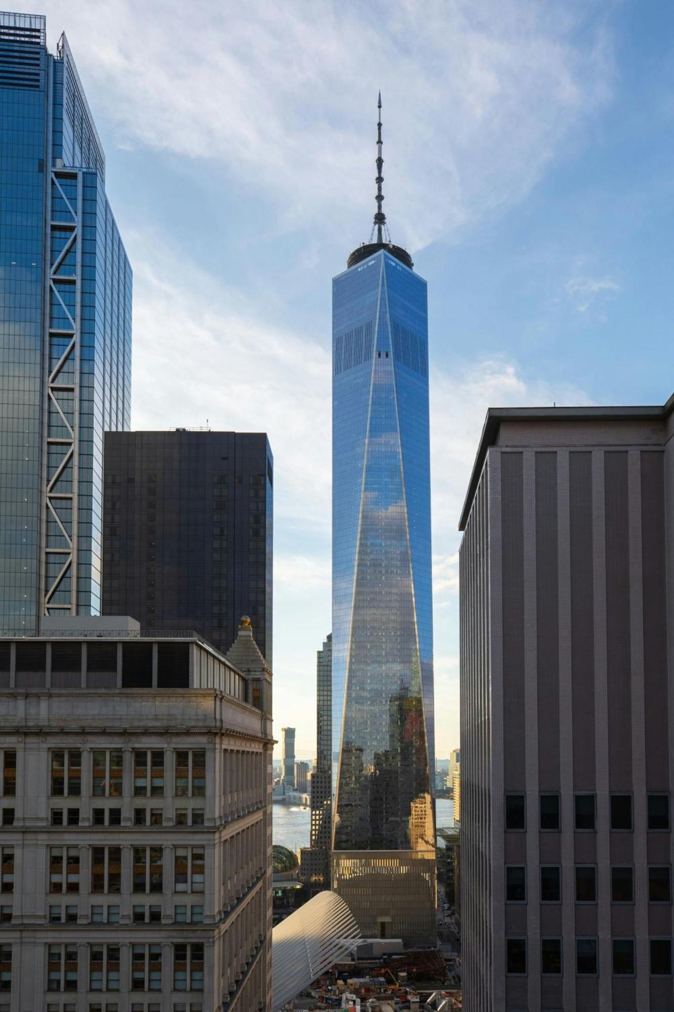 Moxy Nyc Downtown Hotel Ню Йорк Екстериор снимка